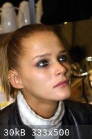 celinefall01030.jpg - 30kB